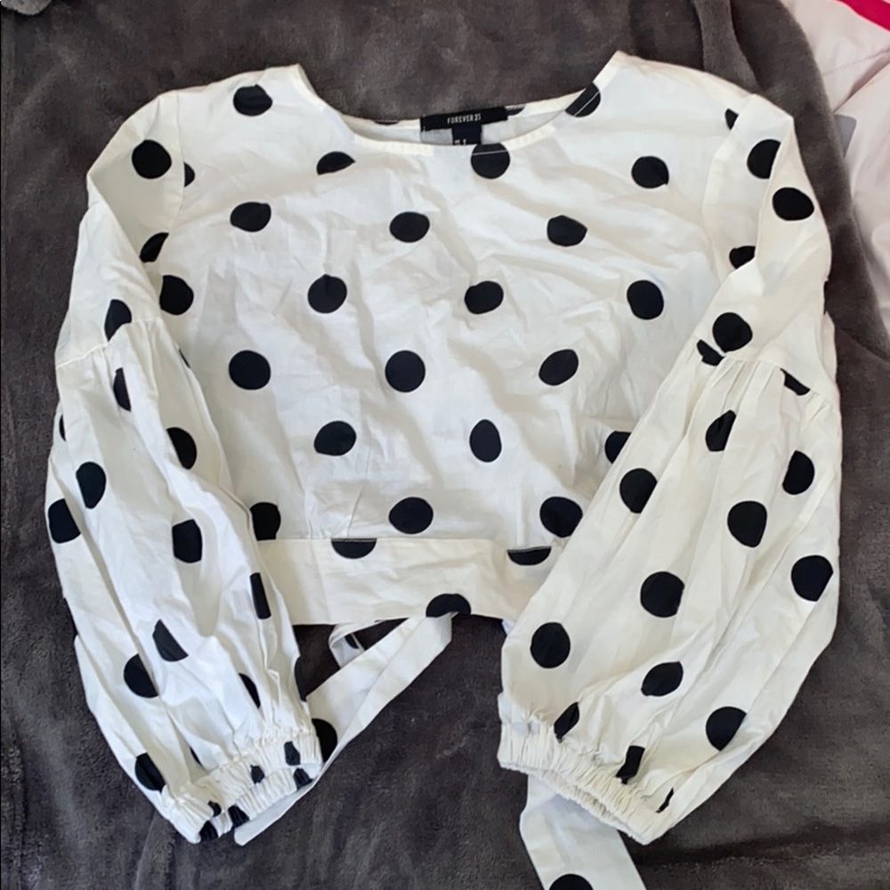 puff sleeve crop top with tie in back